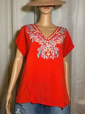 Luna Moon Red Embroidered Boho Top Floral V-Neck Peasant Blouse Medium Festival